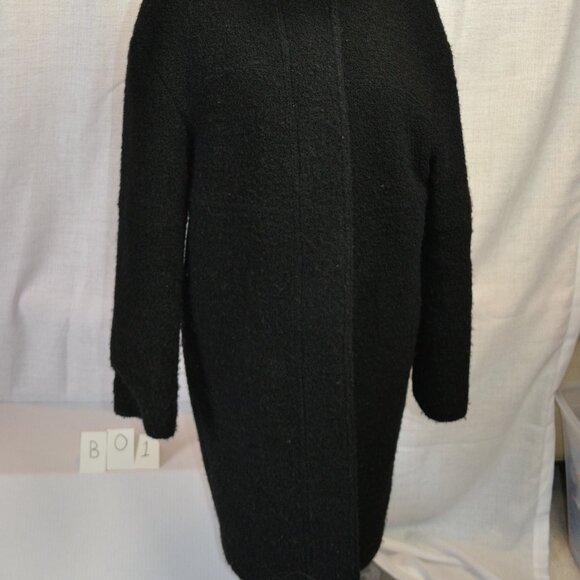 IRIS & INK Black Wool Bouclé Coat – Size UK 10 / US 6 - Picture 2 of 5